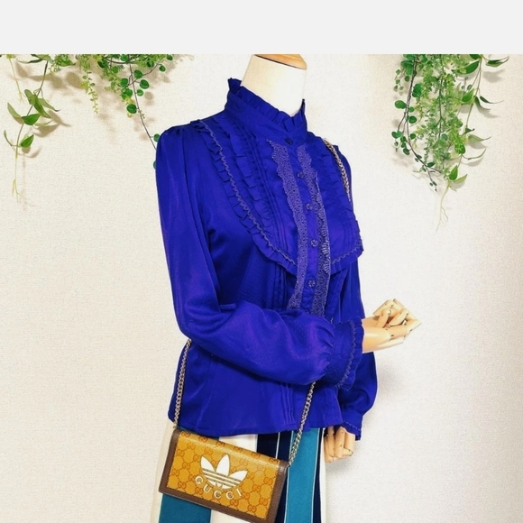 Gucci Beige and Brown Crossbody Bag - Picture 6 of 16